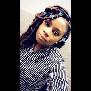 Meet your Posher, Ally